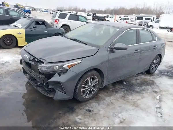 3KPF34AD1NE504632 2022 KIA FORTE - Image 2