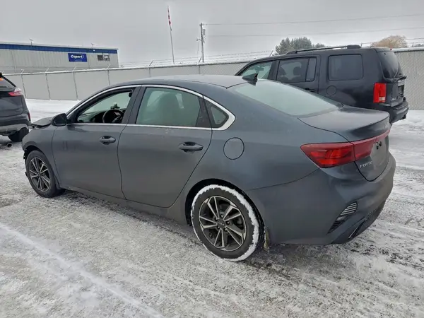 3KPF34AD1PE545877 2023 KIA FORTE - Image 2