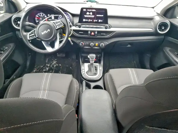 3KPF34AD1PE545877 2023 KIA FORTE - Image 8