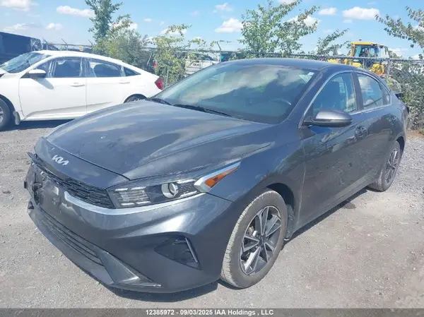 3KPF34AD1PE634736 2023 KIA FORTE - Image 2
