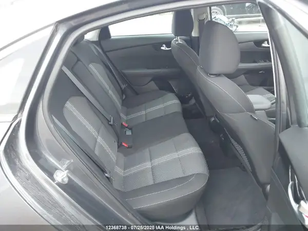 3KPF34AD1PE671804 2023 KIA FORTE - Image 8