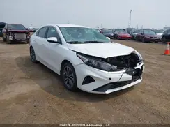 3KPF34AD1PE679823 2023 KIA FORTE