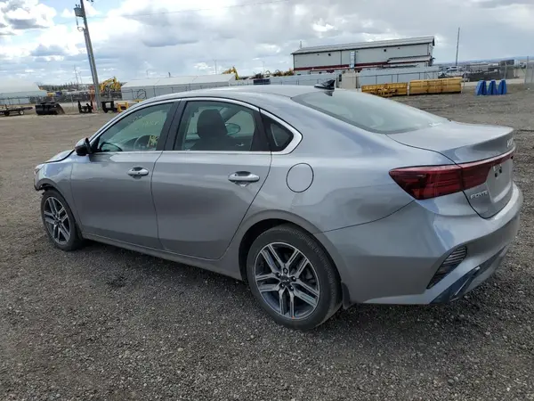 3KPF34AD1RE732815 2024 KIA FORTE - Image 2