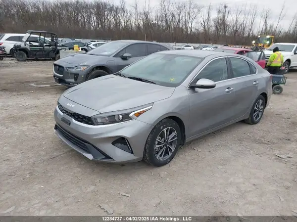 3KPF34AD1RE749193 2024 KIA FORTE - Image 2