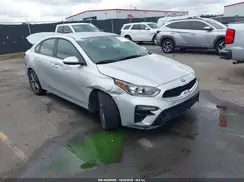 3KPF34AD2KE017631 2019 KIA FORTE