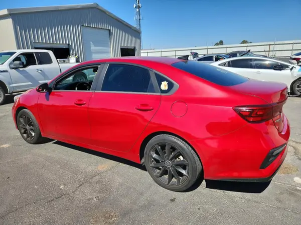 3KPF34AD2KE021839 2019 KIA FORTE - Image 2