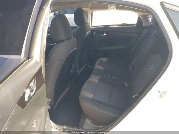 3KPF34AD2KE021954 2019 KIA FORTE - Image 8