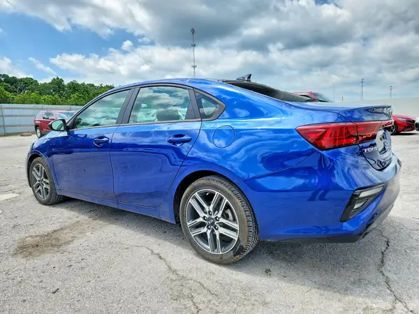 3KPF34AD2KE022568 2019 KIA FORTE - Image 2