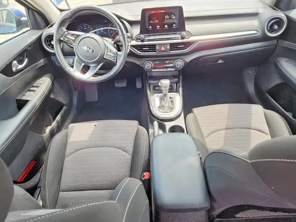 3KPF34AD2KE022568 2019 KIA FORTE - Image 8