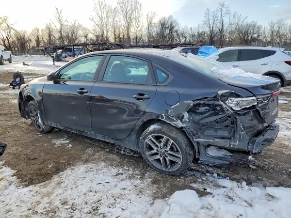 3KPF34AD2KE027916 2019 KIA FORTE - Image 2