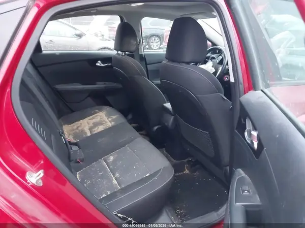 3KPF34AD2KE028838 2019 KIA FORTE - Image 8