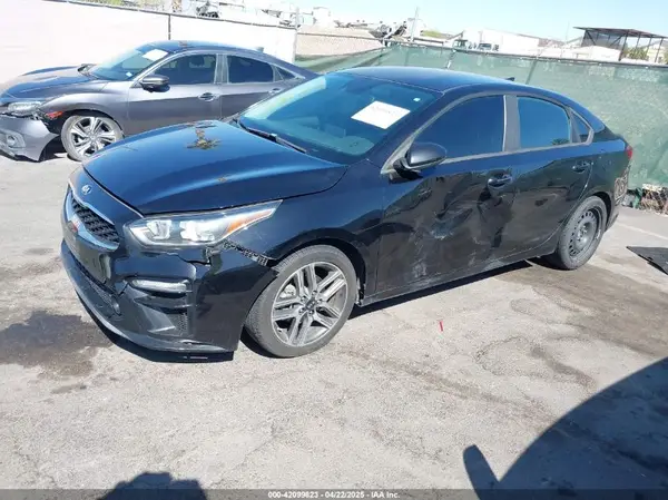 3KPF34AD2KE047339 2019 KIA FORTE - Image 2