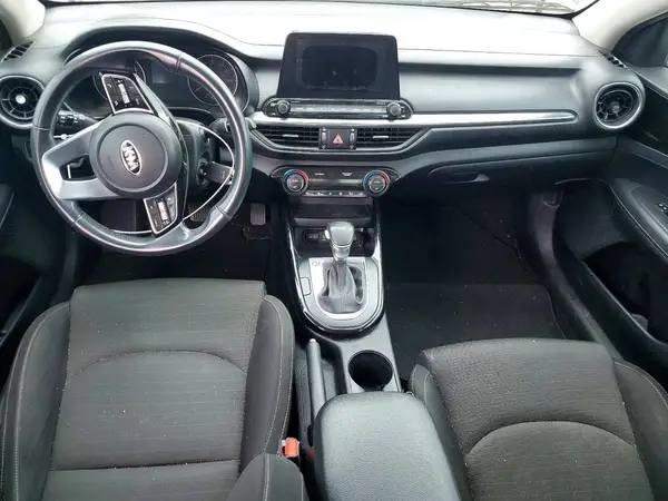 3KPF34AD2KE062343 2019 KIA FORTE - Image 8