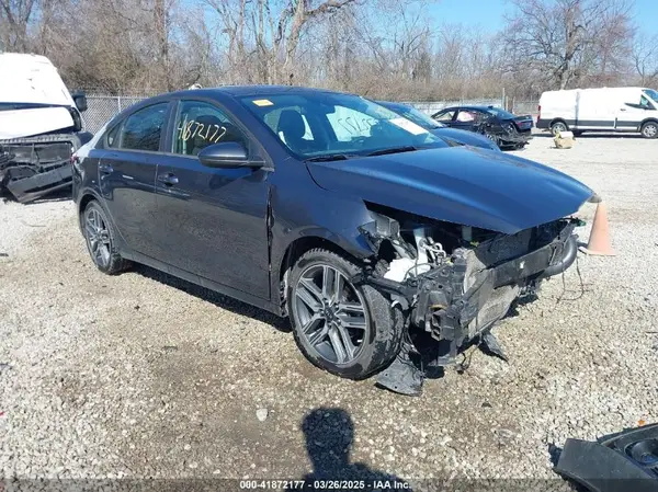 3KPF34AD2KE067042 2019 KIA FORTE - Image 1