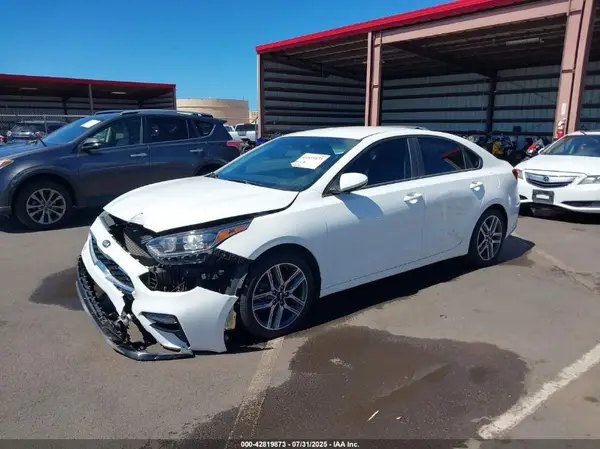 3KPF34AD2KE069972 2019 KIA FORTE - Image 2