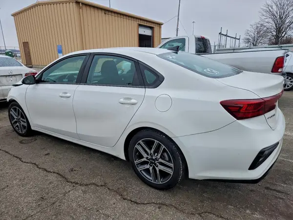 3KPF34AD2KE075464 2019 KIA FORTE - Image 2