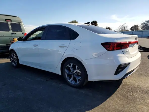 3KPF34AD2KE087033 2019 KIA FORTE - Image 2