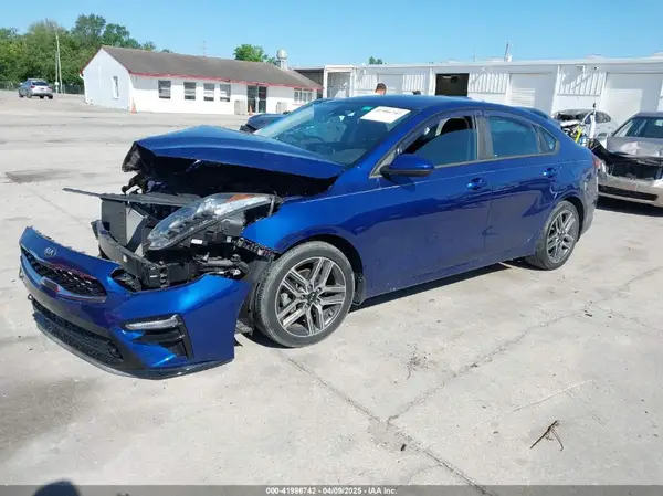 3KPF34AD2KE114151 2019 KIA FORTE - Image 2
