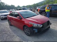 3KPF34AD2KE114389 2019 KIA FORTE