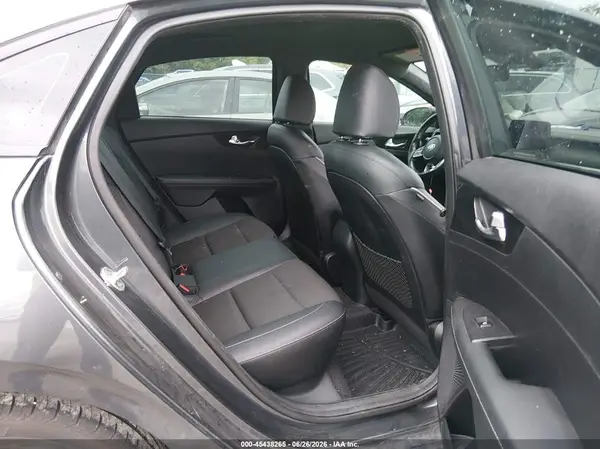 3KPF34AD2LE171029 2020 KIA FORTE - Image 8