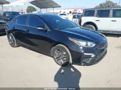 3KPF34AD2LE178126 2020 KIA FORTE