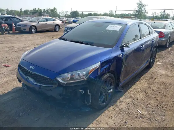 3KPF34AD2LE195900 2020 KIA FORTE - Image 2