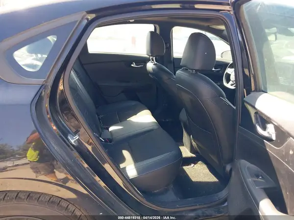 3KPF34AD2LE221024 2020 KIA FORTE - Image 8