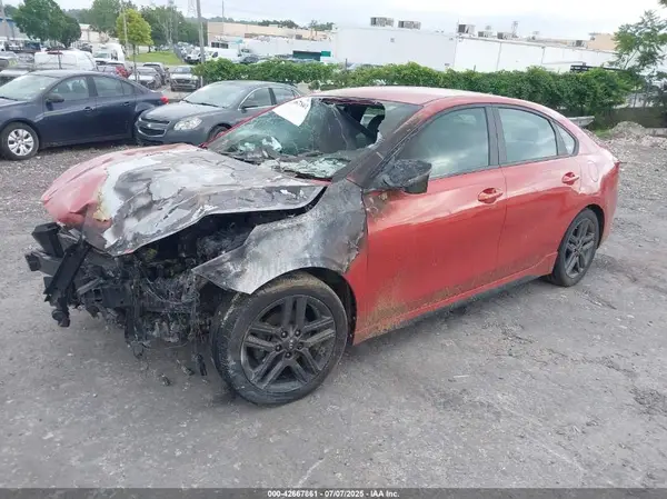 3KPF34AD2LE239698 2020 KIA FORTE - Image 2