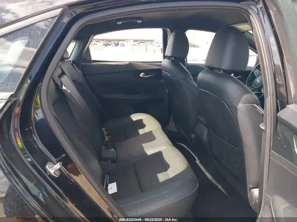 3KPF34AD2LE245680 2020 KIA FORTE - Image 8