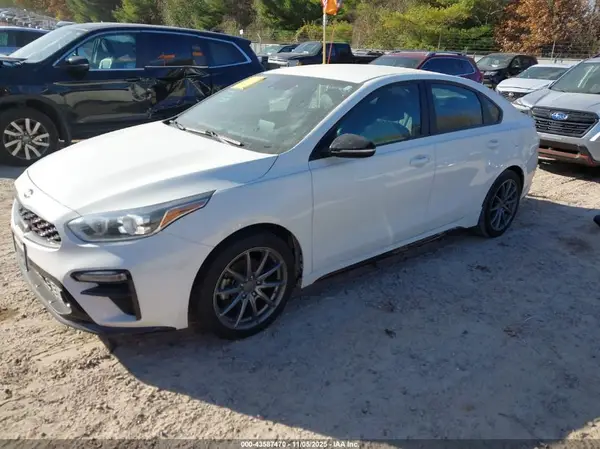 3KPF34AD2LE247963 2020 KIA FORTE - Image 2