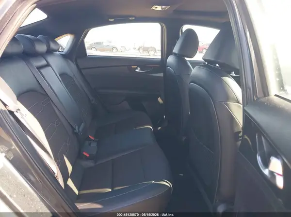 3KPF34AD2LE254752 2020 KIA FORTE - Image 8