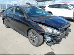 3KPF34AD2ME272864 2021 KIA FORTE