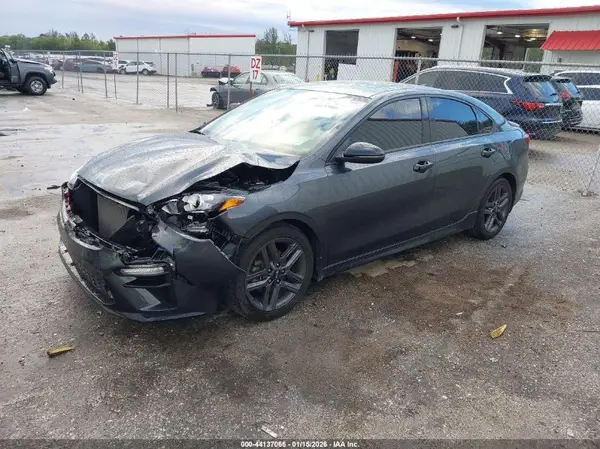 3KPF34AD2ME275604 2021 KIA FORTE - Image 2