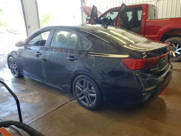 3KPF34AD2ME277627 2021 KIA FORTE - Image 2