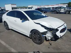 3KPF34AD2ME278275 2021 KIA FORTE