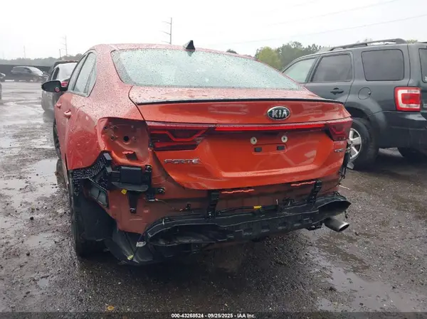 2021 KIA FORTE auction photo 6