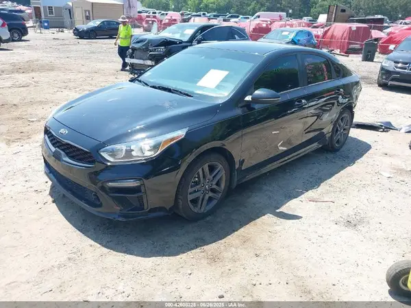 3KPF34AD2ME321755 2021 KIA FORTE - Image 2