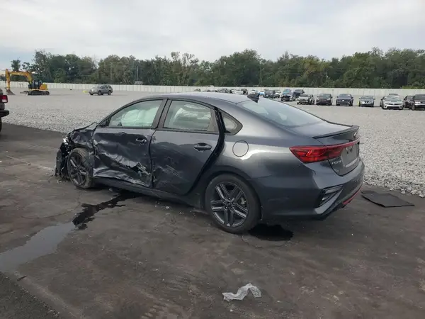 3KPF34AD2ME327961 2021 KIA FORTE - Image 2