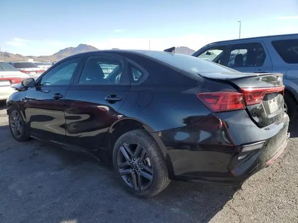 3KPF34AD2ME333601 2021 KIA FORTE - Image 2
