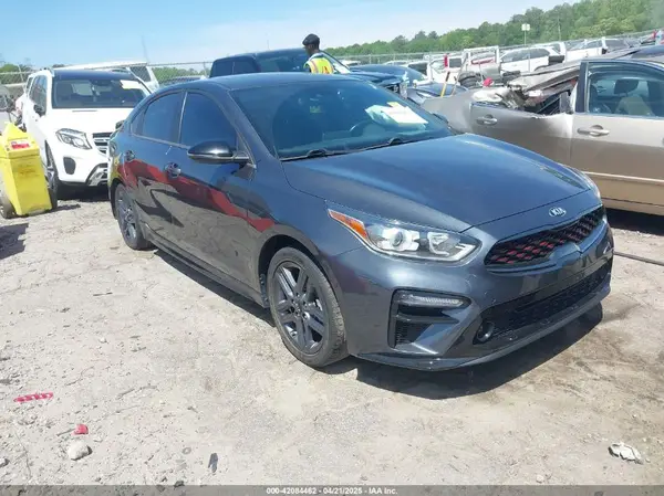 3KPF34AD2ME341973 2021 KIA FORTE - Image 1