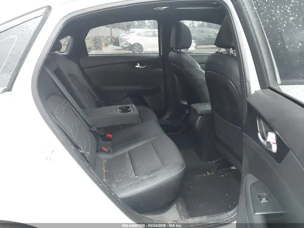 3KPF34AD2ME389036 2021 KIA FORTE - Image 8