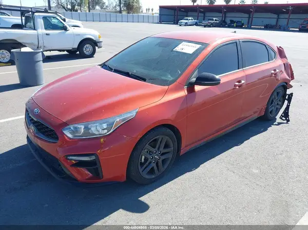 3KPF34AD2ME391983 2021 KIA FORTE - Image 2
