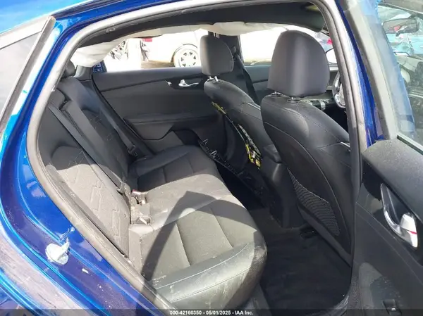 3KPF34AD2ME401914 2021 KIA FORTE - Image 8