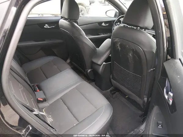 3KPF34AD2ME405946 2021 KIA FORTE - Image 8