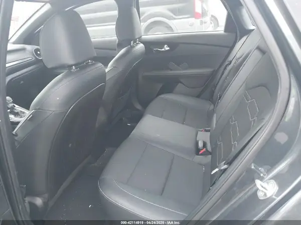 3KPF34AD2ME408748 2021 KIA FORTE - Image 8