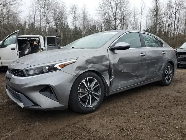 3KPF34AD2NE504820 2022 KIA FORTE - Image 1
