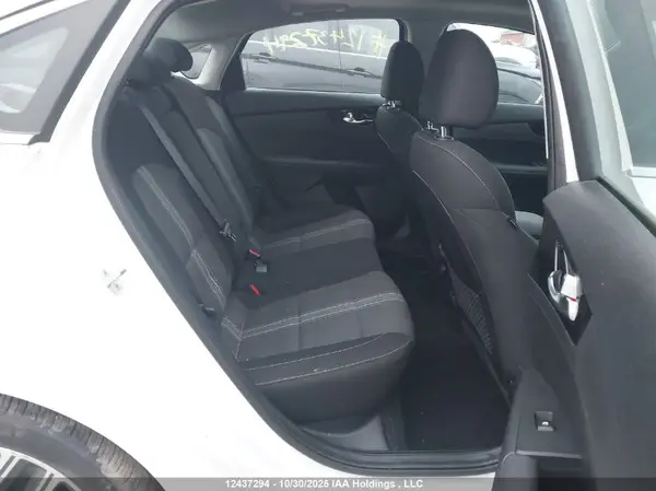 3KPF34AD2PE569959 2023 KIA FORTE - Image 8