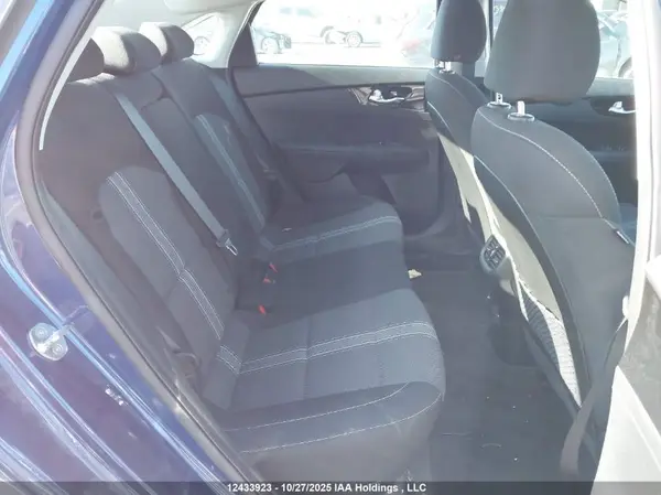 3KPF34AD2PE573333 2023 KIA FORTE - Image 8
