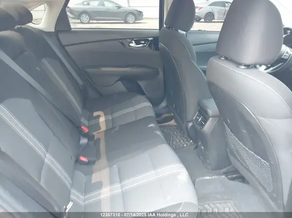 3KPF34AD2PE593419 2023 KIA FORTE - Image 8