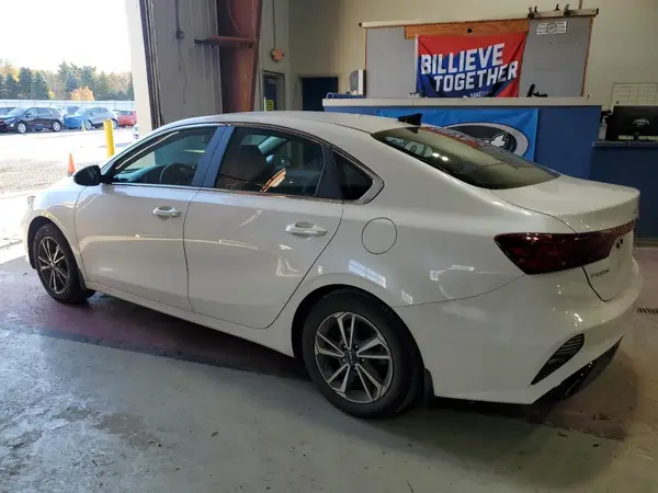 3KPF34AD2PE599477 2023 KIA FORTE - Image 2